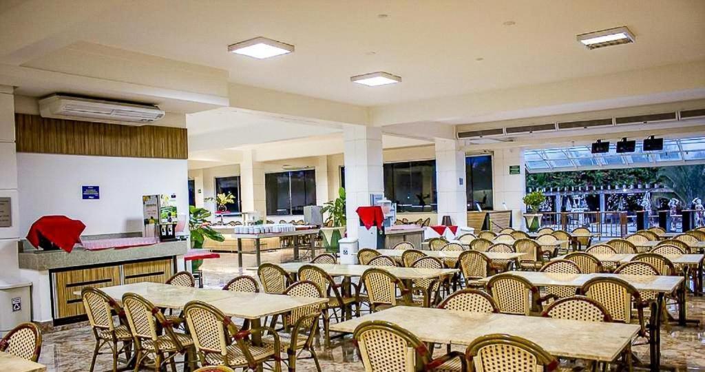 L'Acqua Diroma Oficial - Parque Com Piscina De Ondas Exclusiva Caldas Novas Zewnętrze zdjęcie